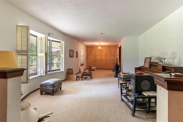 4527 Derby Drive, Norman, OK 73069