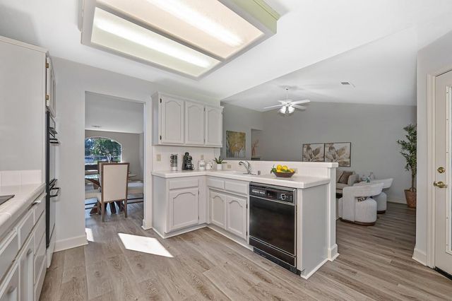 1761 Cartagena Dr, Yuba City, CA 95993