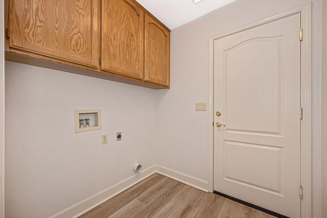 1761 Cartagena Dr, Yuba City, CA 95993