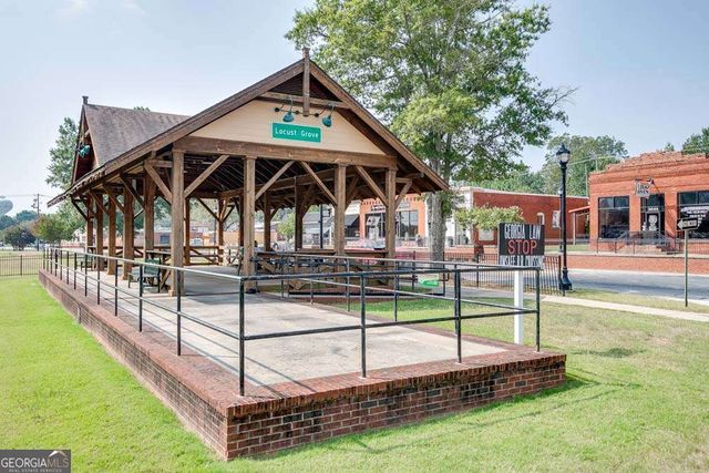 5356 Heron Bay Boulevard, Locust Grove, GA 30248