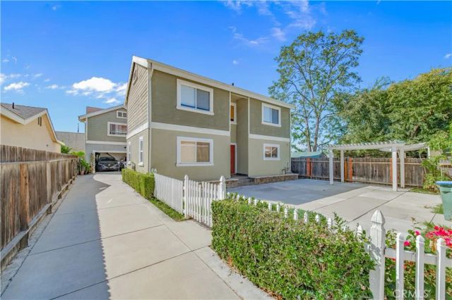 1688 Locust Street, Pasadena, CA 91106