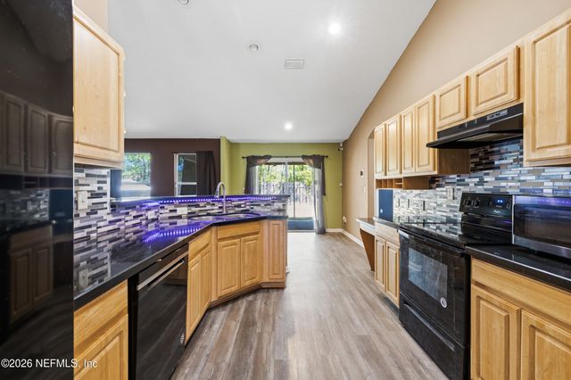 6865 KETTLE CREEK Drive, Jacksonville, FL 32222