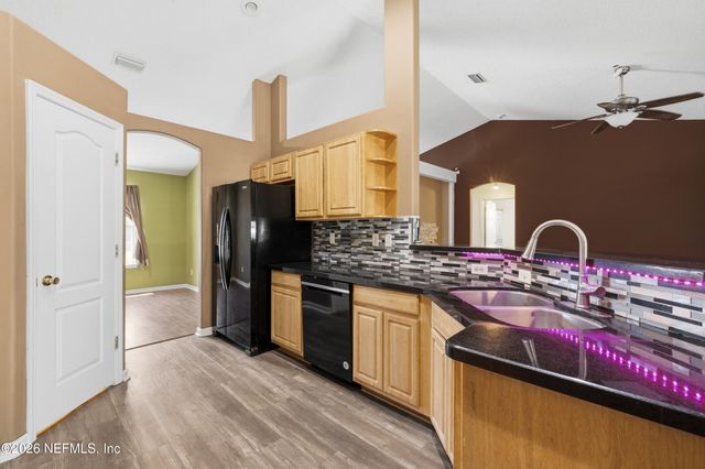 6865 KETTLE CREEK Drive, Jacksonville, FL 32222