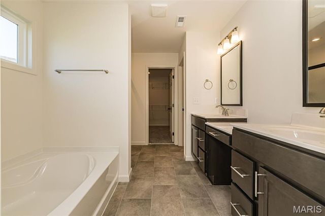 328 Kingsbarns Court, Dardenne Prairie, MO 63368