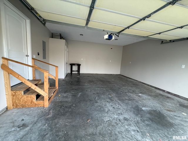 1321 N 7TH Street, Herrin, IL 62948