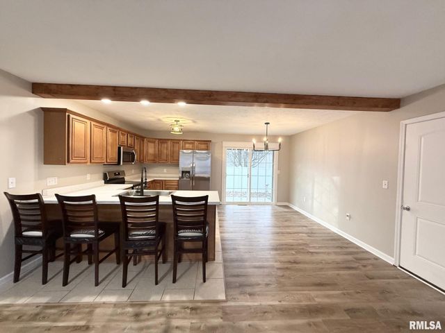 1321 N 7TH Street, Herrin, IL 62948