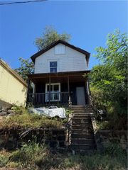 305 4th Ave, Freedom, PA 15042