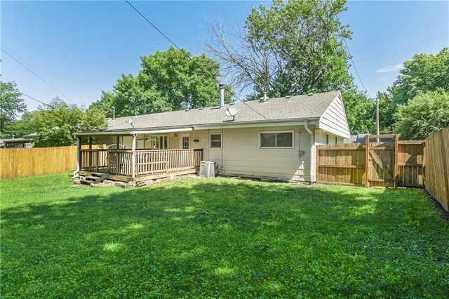 508 Corral Drive, Belton, MO 64012