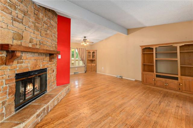 508 Corral Drive, Belton, MO 64012