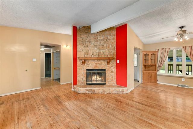508 Corral Drive, Belton, MO 64012