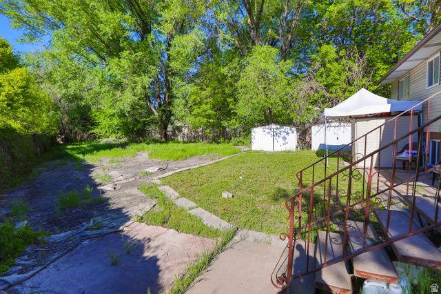 105 E WILSON RD, North Salt Lake, UT 84054