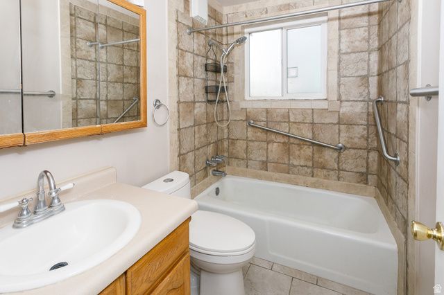 105 E WILSON RD, North Salt Lake, UT 84054