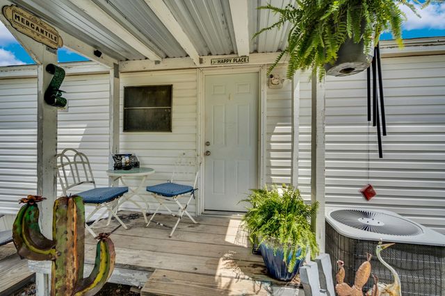 373 Eubanks Road, Maypearl, TX 76064