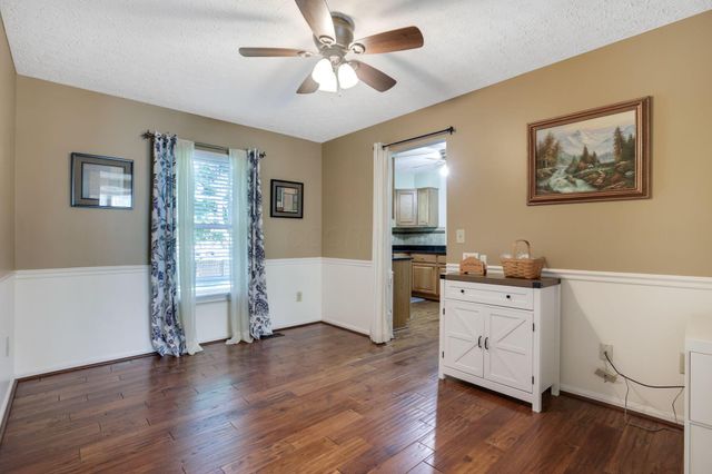 1499 River Trail Drive, Grove City, OH 43123