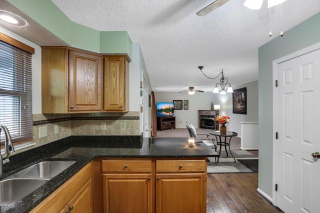 1499 River Trail Drive, Grove City, OH 43123