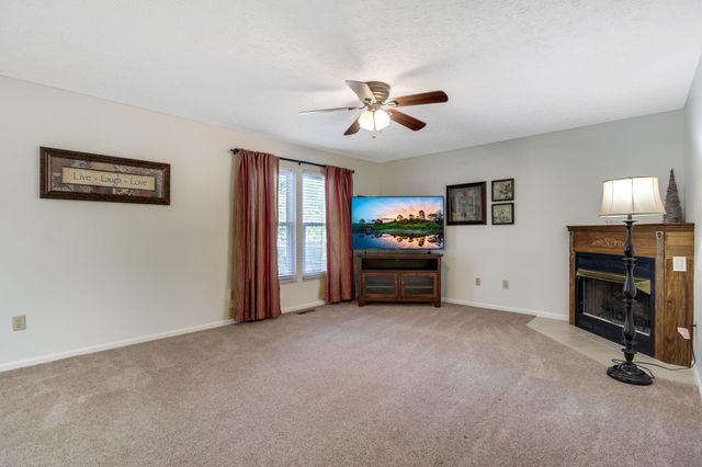 1499 River Trail Drive, Grove City, OH 43123