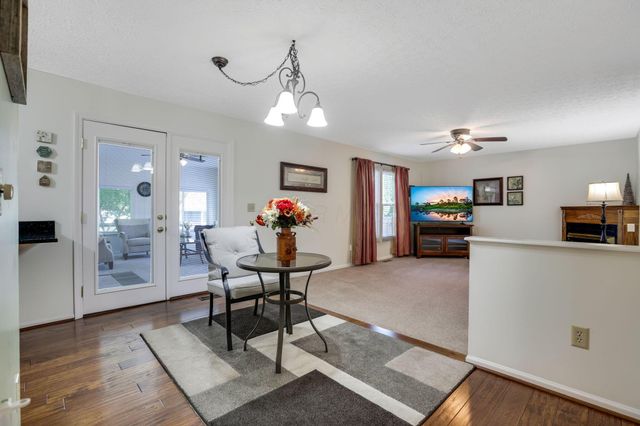 1499 River Trail Drive, Grove City, OH 43123