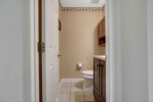 1499 River Trail Drive, Grove City, OH 43123