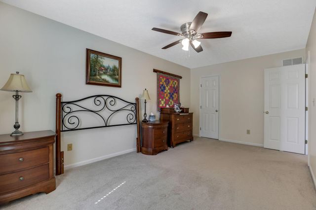 1499 River Trail Drive, Grove City, OH 43123