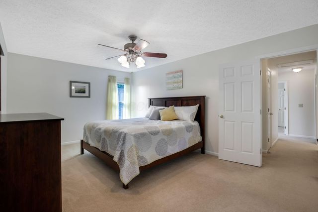 1499 River Trail Drive, Grove City, OH 43123