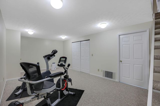 1499 River Trail Drive, Grove City, OH 43123