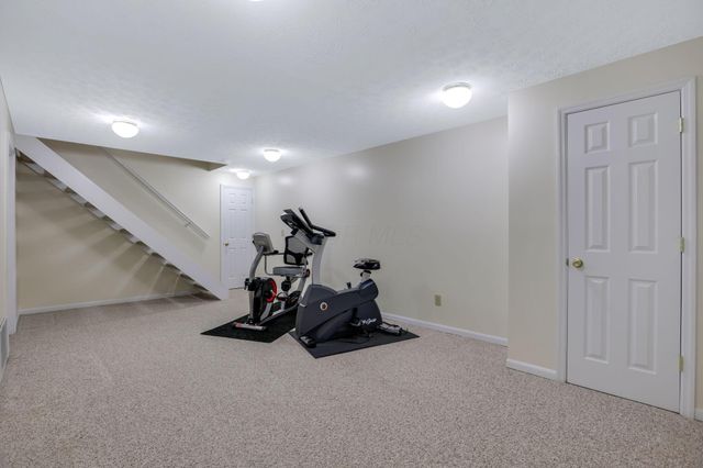 1499 River Trail Drive, Grove City, OH 43123
