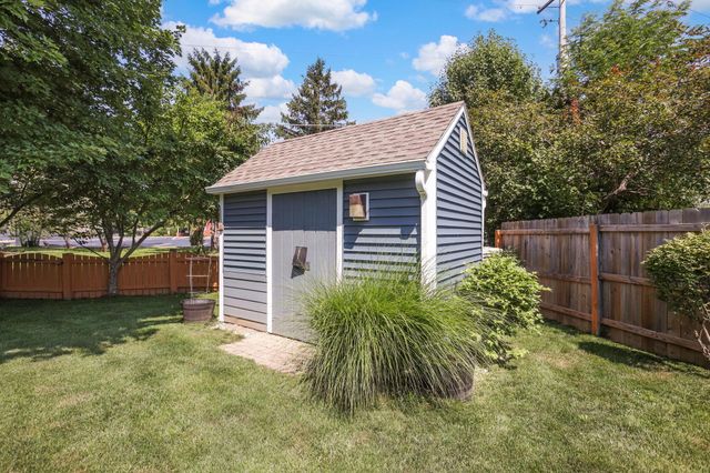 1499 River Trail Drive, Grove City, OH 43123