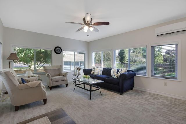 1499 River Trail Drive, Grove City, OH 43123