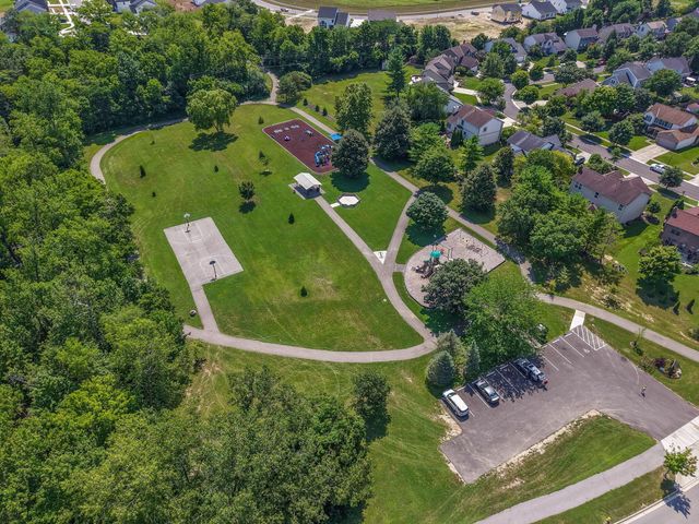 1499 River Trail Drive, Grove City, OH 43123
