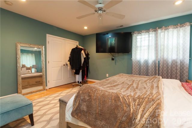 1829 Merriman Avenue, Charlotte, NC 28203