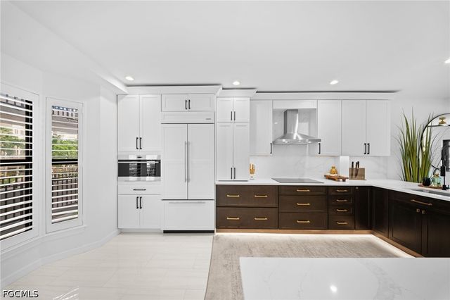 533 La Peninsula BLVD 533, Naples, FL 34113