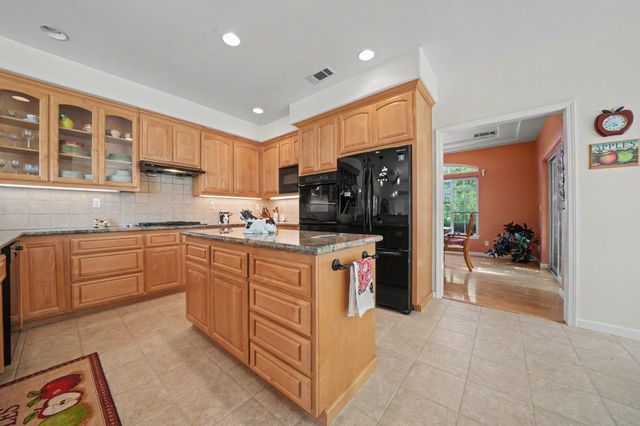 5151 Milton Ranch Rd, Shingle Springs, CA 95682