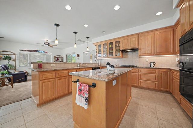 5151 Milton Ranch Rd, Shingle Springs, CA 95682