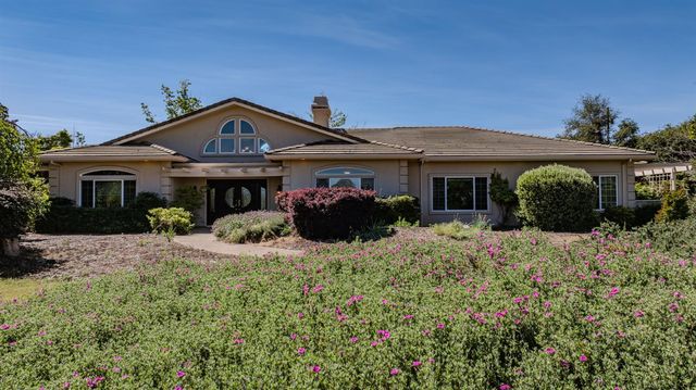 5151 Milton Ranch Rd, Shingle Springs, CA 95682