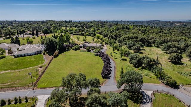 5151 Milton Ranch Rd, Shingle Springs, CA 95682