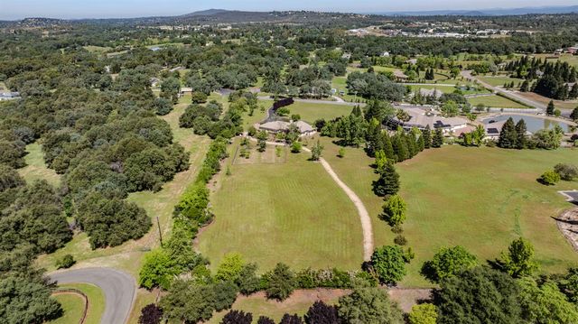 5151 Milton Ranch Rd, Shingle Springs, CA 95682