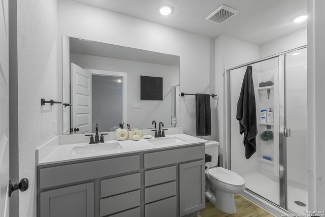 5323 Franklin Hills, Von Ormy, TX 78073