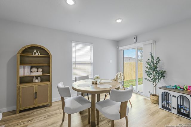 5323 Franklin Hills, Von Ormy, TX 78073