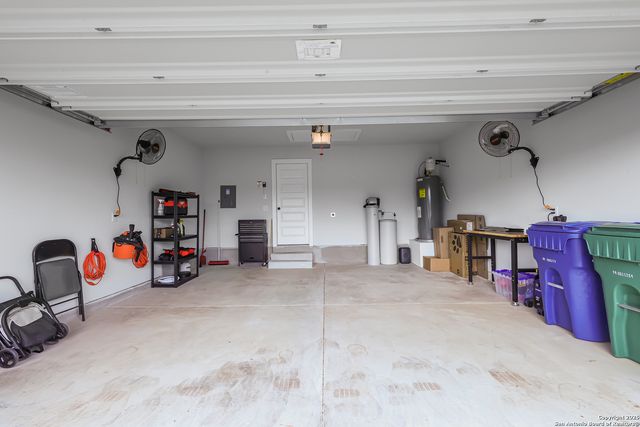 5323 Franklin Hills, Von Ormy, TX 78073