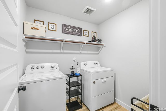 5323 Franklin Hills, Von Ormy, TX 78073