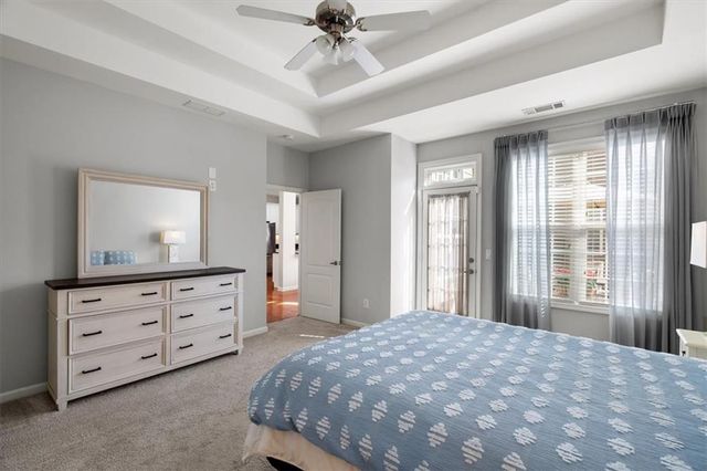 301 Glens Way, Woodstock, GA 30188