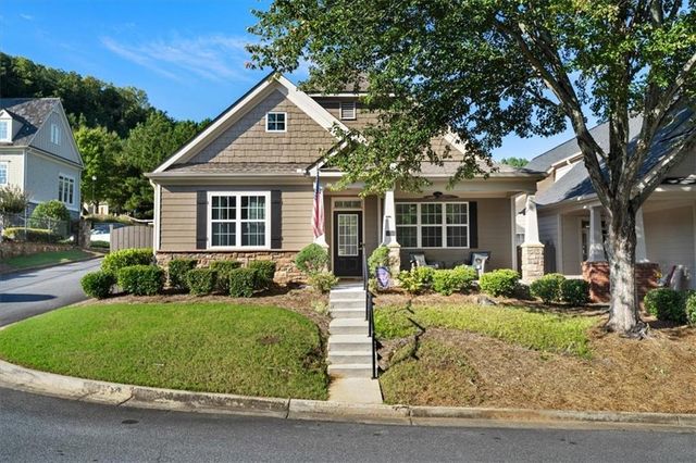 301 Glens Way, Woodstock, GA 30188