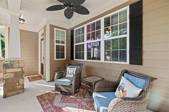 301 Glens Way, Woodstock, GA 30188