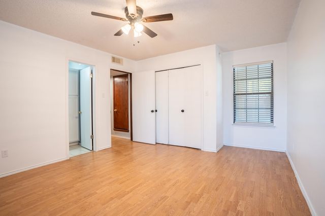 512 N Grover Avenue, Lubbock, TX 79416