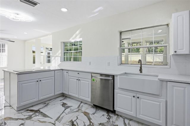 174 NW CLUBVIEW CIRCLE, Lake City, FL 32055