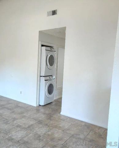 12650 Lakeshore Dr 158, Lakeside, CA 92040