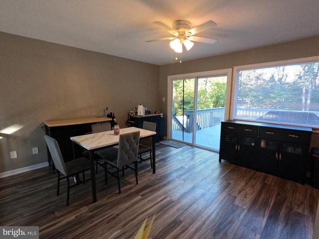12 6TH ST, Barnegat, NJ 08005