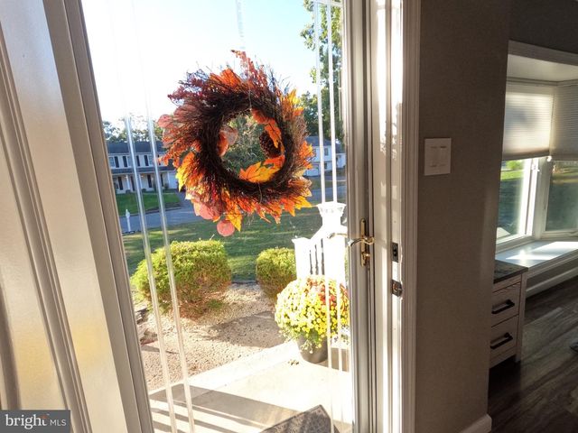 12 6TH ST, Barnegat, NJ 08005