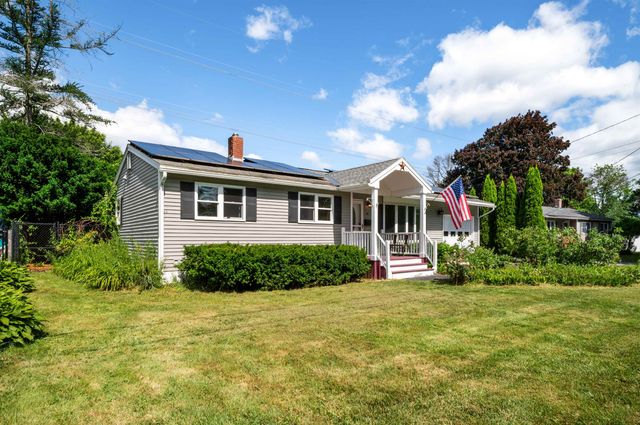 46 Coakley Road, Portsmouth, NH 03801