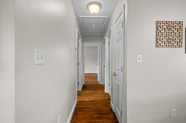 46 Coakley Road, Portsmouth, NH 03801